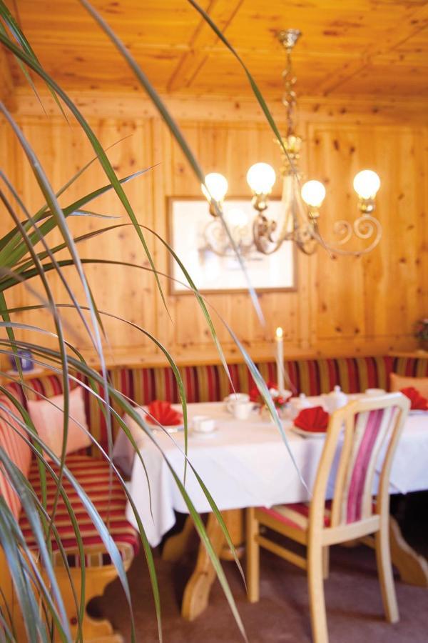 Hotel Kristall Lech Extérieur photo