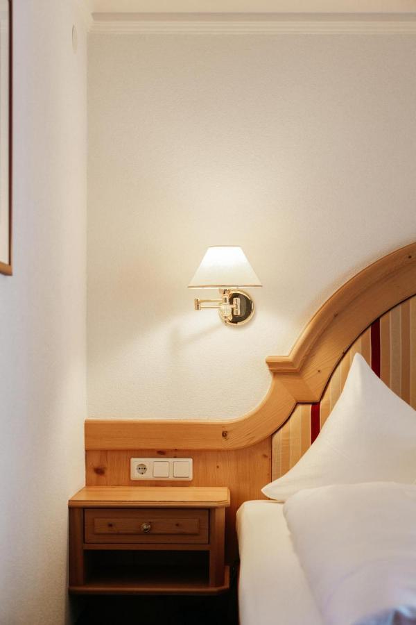 Hotel Kristall Lech Extérieur photo